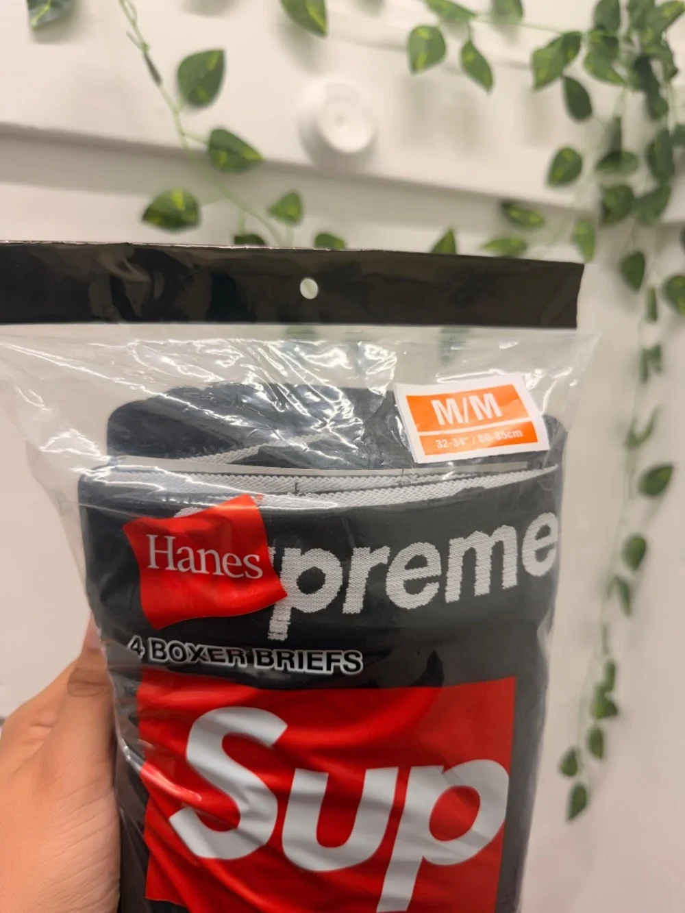 Supreme - Hanes Boxer Briefs 4 Pack - Black - Size M - Brand New